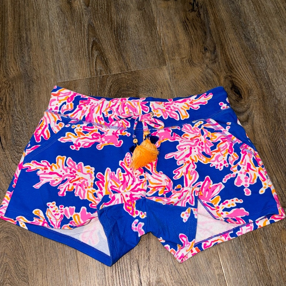 Lilly Pulitzer Pull On Shorts